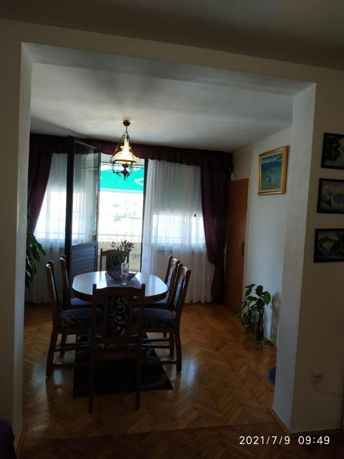 Apartments Raguz 챠브타트 외부 사진