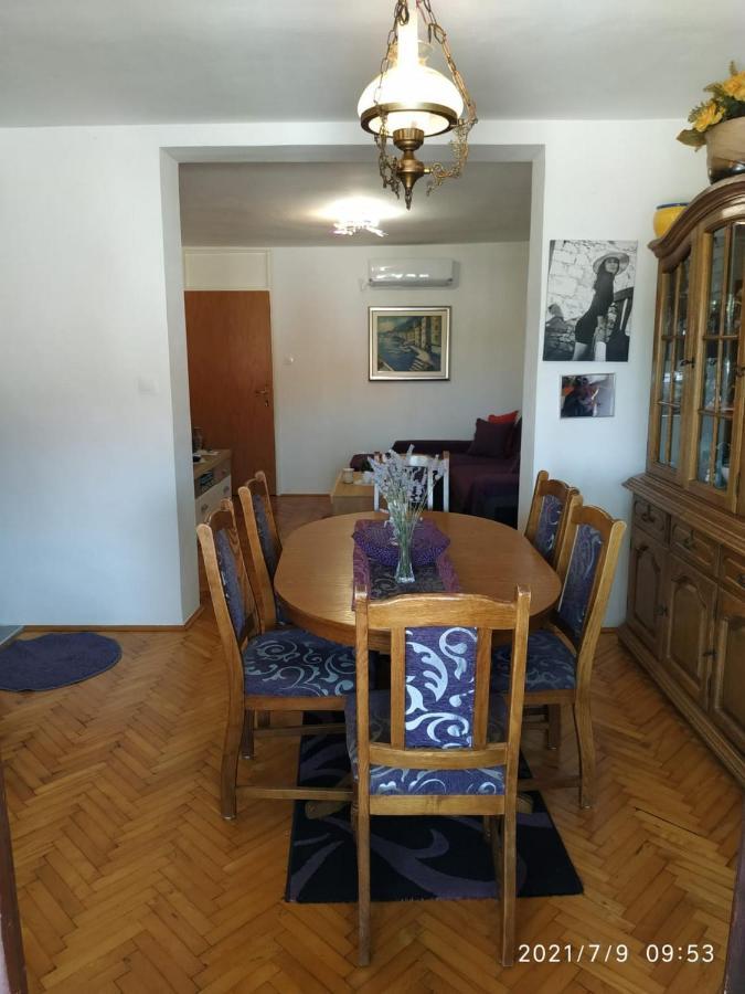 Apartments Raguz 챠브타트 외부 사진